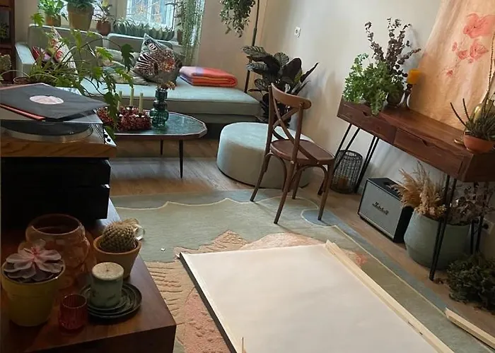 Gemuetliche Schlafcouch Im Hellen Wohnzimmer Zum Kurzaufenthalt Kwatera prywatna *